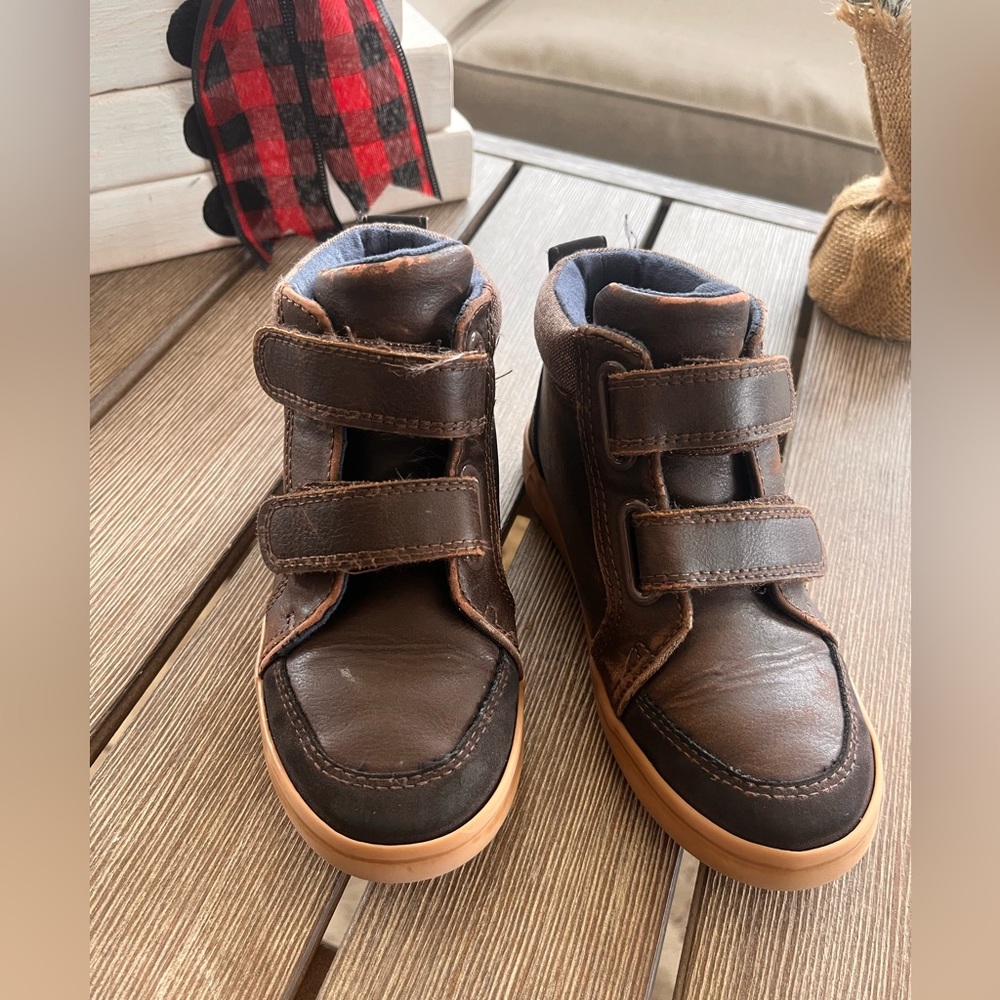 Pair of Dressy boots Size 10. Boys. Used